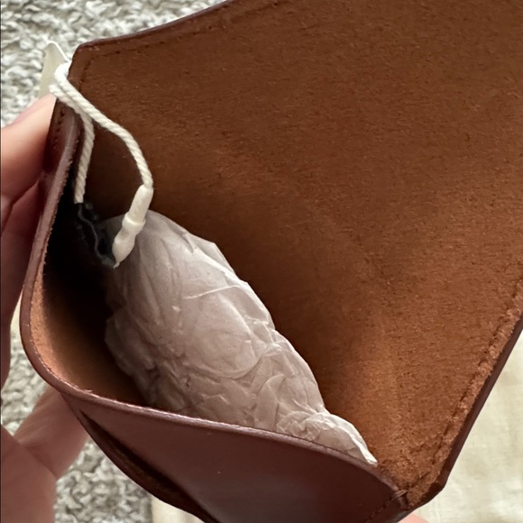 Sézane Red Heart Keychain and Brown Card Holder - Picture 3 of 8